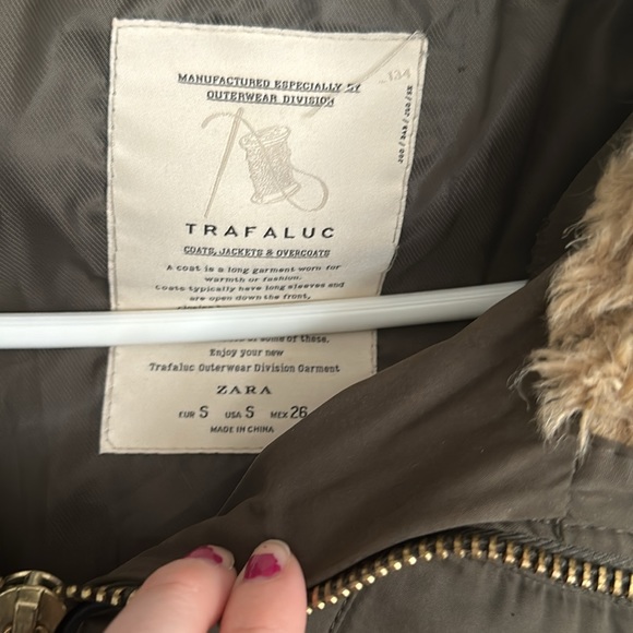 Women's Zara Coat - Picture 2 of 3